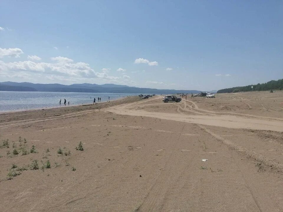 Красноярск фото море Полицейские завели уголовное дело после сообщений о требовании денег с туристов 