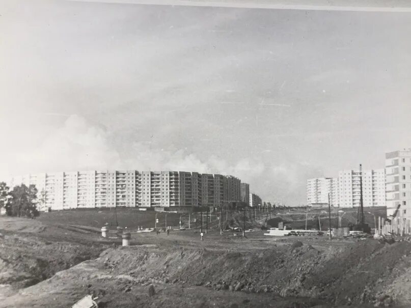 Красноярск микрорайон солнечный фото Микрорайон Солнечный, 1980-е годы. #old_krsk #Красноярск 2023 Красноярск, которо