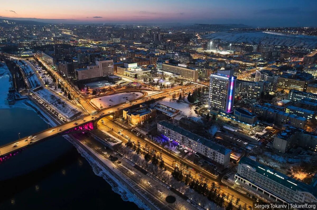Красноярск сейчас фото 2024 В Красноярске собираются запустить зимний аналог "ЯРких берегов" со скульптурами