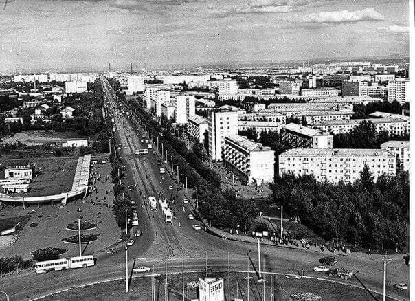 Красноярск в 80 е годы фото Красноярск, предмостная площадь, проспект имени Красноярский рабочий Paris skyli