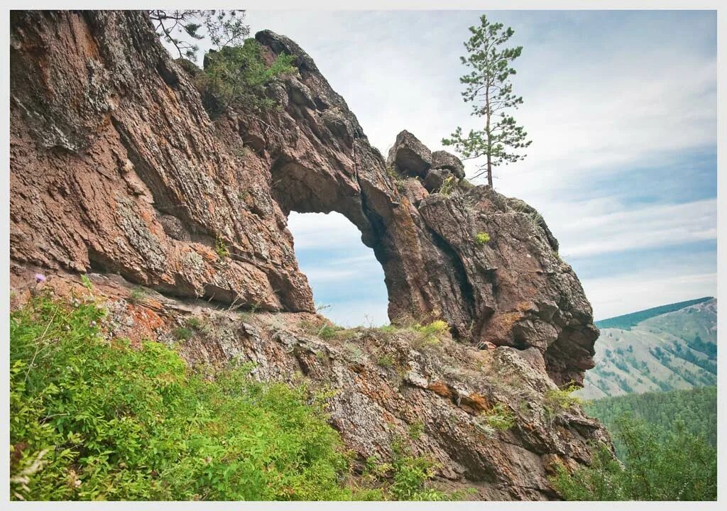 Красноярский край достопримечательности фото и описание Экскурсия "Красноярские столбы, "Бобровый лог", Торгашинский хребет, Царь-рыба."