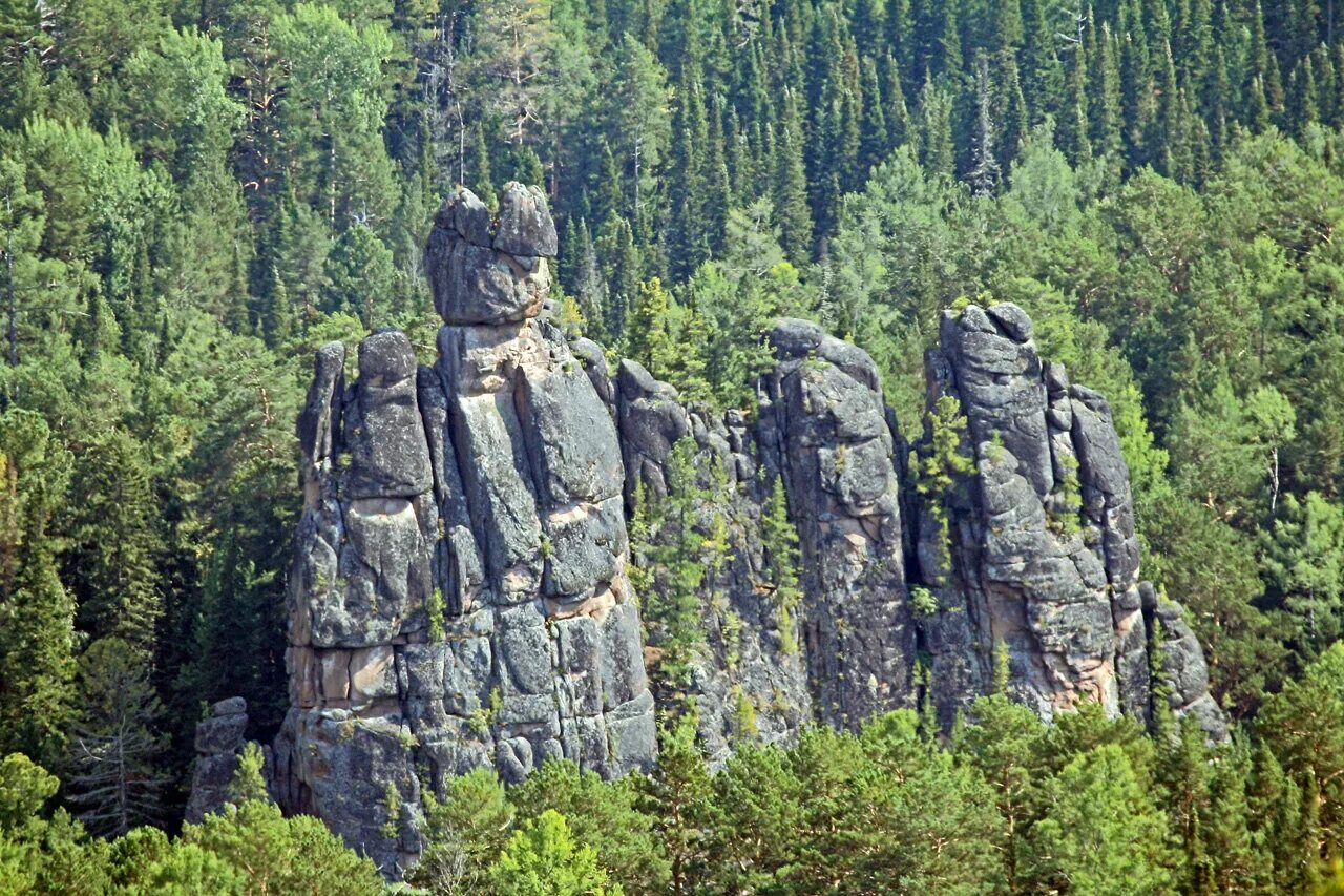Красноярский край достопримечательности фото и описание Фото: Национальный парк Красноярские Столбы, главный вход, заповедник, городской