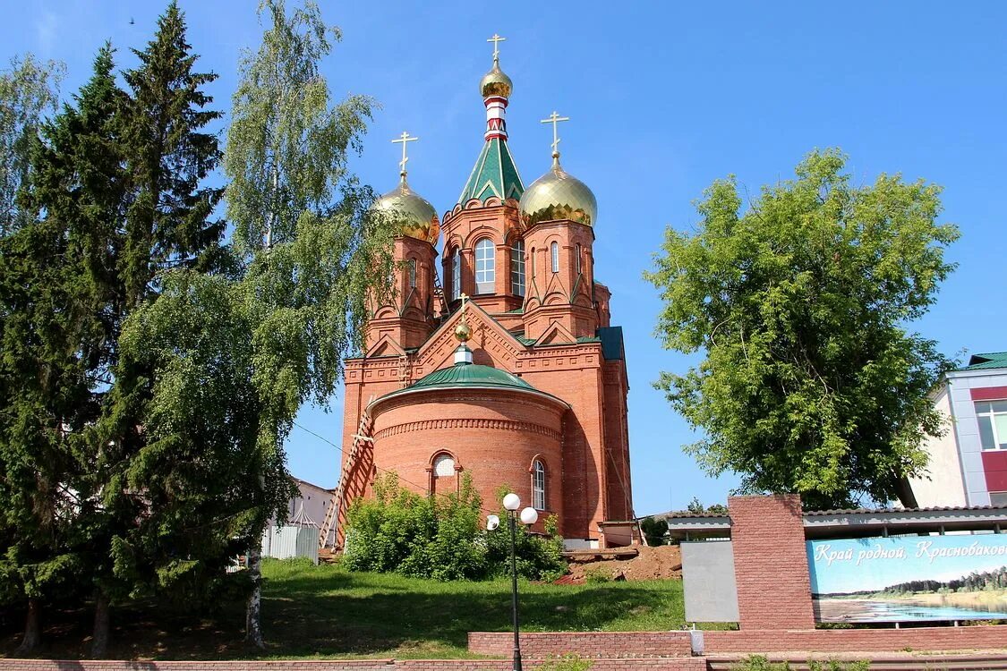 Красные баки фото поселка Церковь Николая Чудотворца (новая), Красные Баки (Краснобаковский район), фотогр