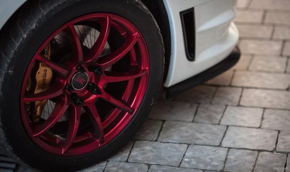 Красные диски фото STI-лизация новых дисков, покраска в Candy Red - Subaru Impreza WRX STI (GD), 2 
