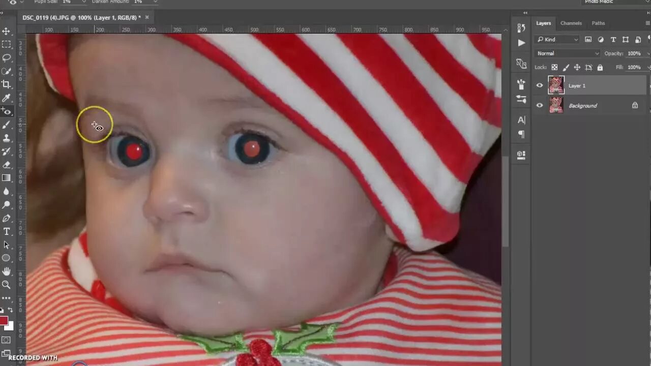 Красные глаза на фото фотошоп Photoshop Tutorial Removing red eyes with the red eye tool - YouTube
