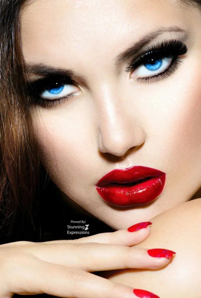 Красные губы фото макияж Red Lips: A Beauty Classic Perfect red lips, Beautiful lips, Red lips
