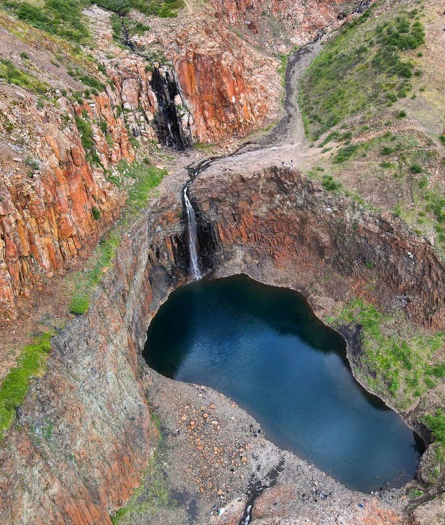 Красные камни норильск фото Красивые места Сибири