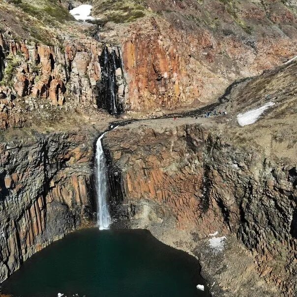 Красные камни норильск фото Waterfall Red stones and surroundings, Norilsk 2022 Арт-салон Амрита - украшения