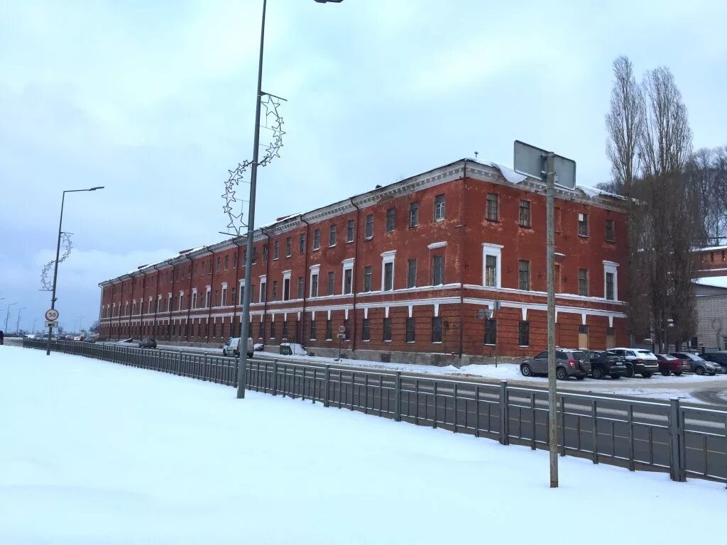 Красные казармы фото Красные казармы" выставили на продажу в Нижнем Новгороде: Яндекс.Новости