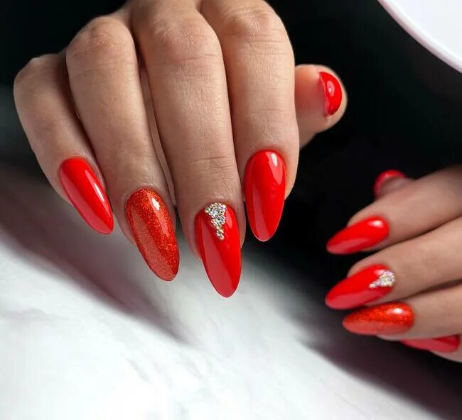 Красные ногти дизайн 2024 100 Red Nail Ideas For 2024 That Will Make Heads Turn!
