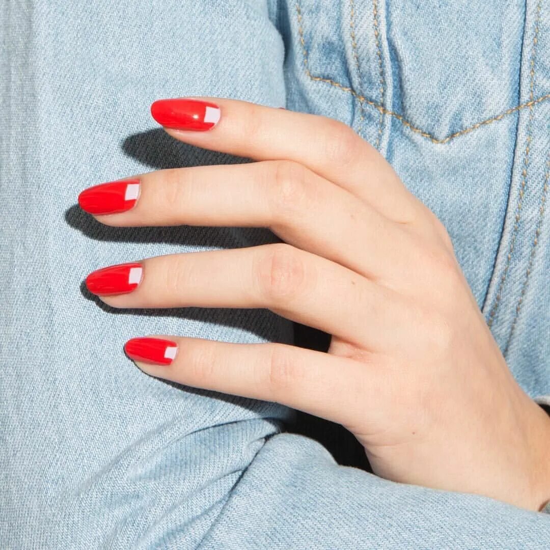 Красные ногти маникюр на собеседовании Paintbox on Instagram: "With sharp lines and bold shades, True to Form is a clas
