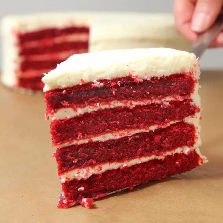 Красный бархат разрез фото Red Velvet Traditional by Caroline's Cakes Goldbelly Carolines cakes, Cake, Savo