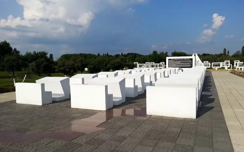 Красный берег мемориальный комплекс фото Детский Освенцим": Зачем фашисты создали в Беларуси концлагерь для несовершеннол