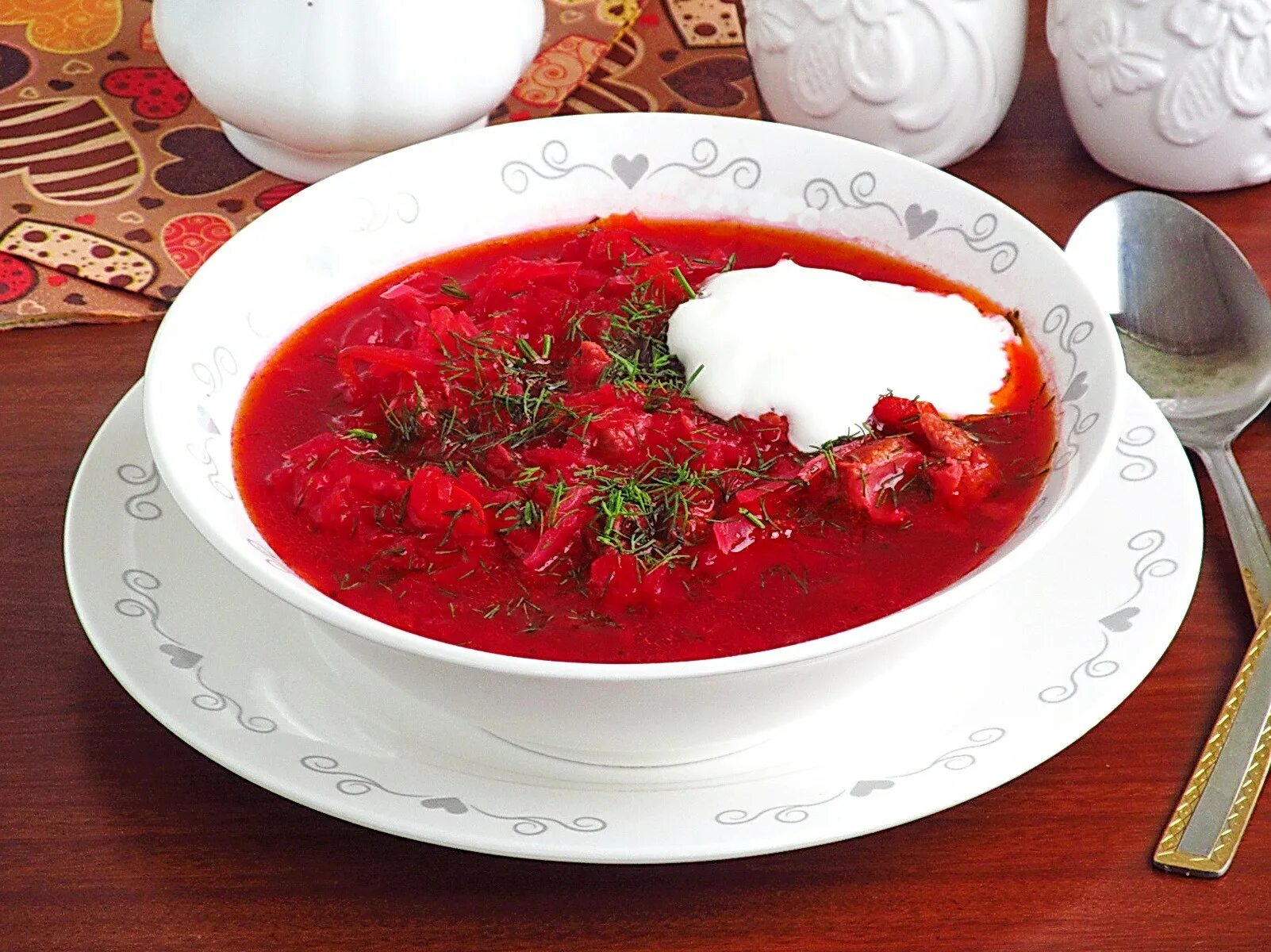 Красный борщ с мясом фото Борщ московский Проект Роспотребнадзора "Здоровое питание"