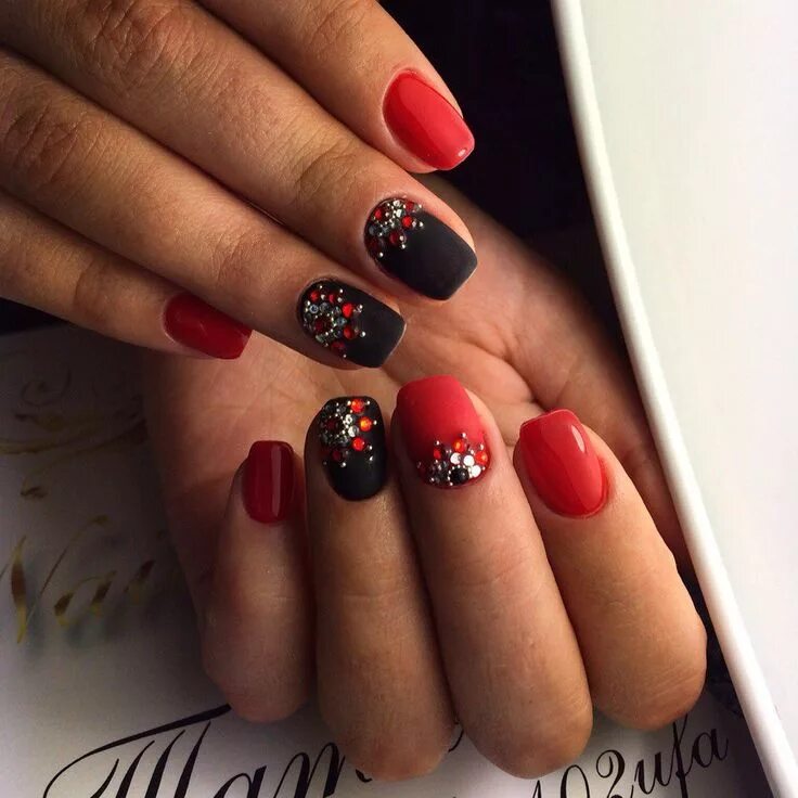 Красный черный маникюр со стразами Маникюр № 1247 (With images) Fashion nails, Manicure, Nails