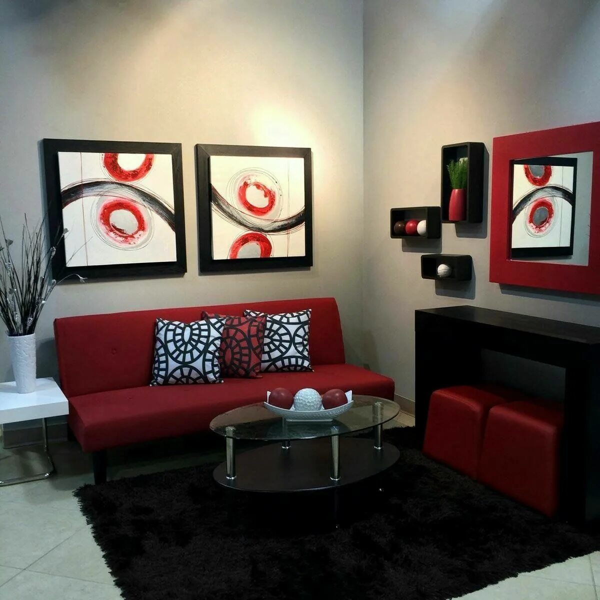 Красный декор на стену Pin by Mov. Estela on decoración tonalidades Living room red, Red living room de