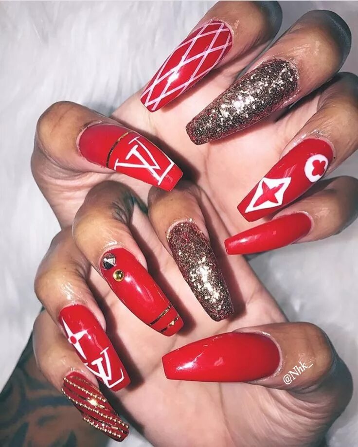 Красный дерзкий маникюр Pinterest: @Nhk ⚠ Wedding acrylic nails, Remove acrylic nails, Classy nail art i
