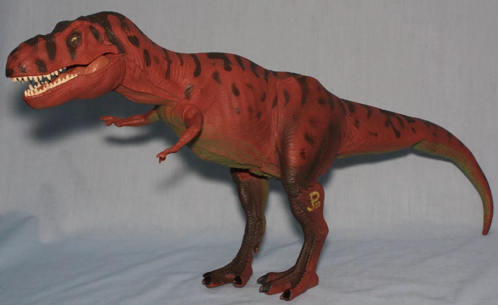 Красный динозавр фото The Plastic Eyeball - A Toy Blog: Yes, I Have A Dino Drawer FD8