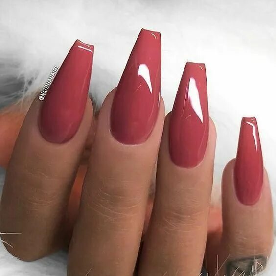Красный дизайн ногтей балерина 31 Cute Acrylic Nail Coffin Designs - Inspired Beauty Red acrylic nails, Acrylic