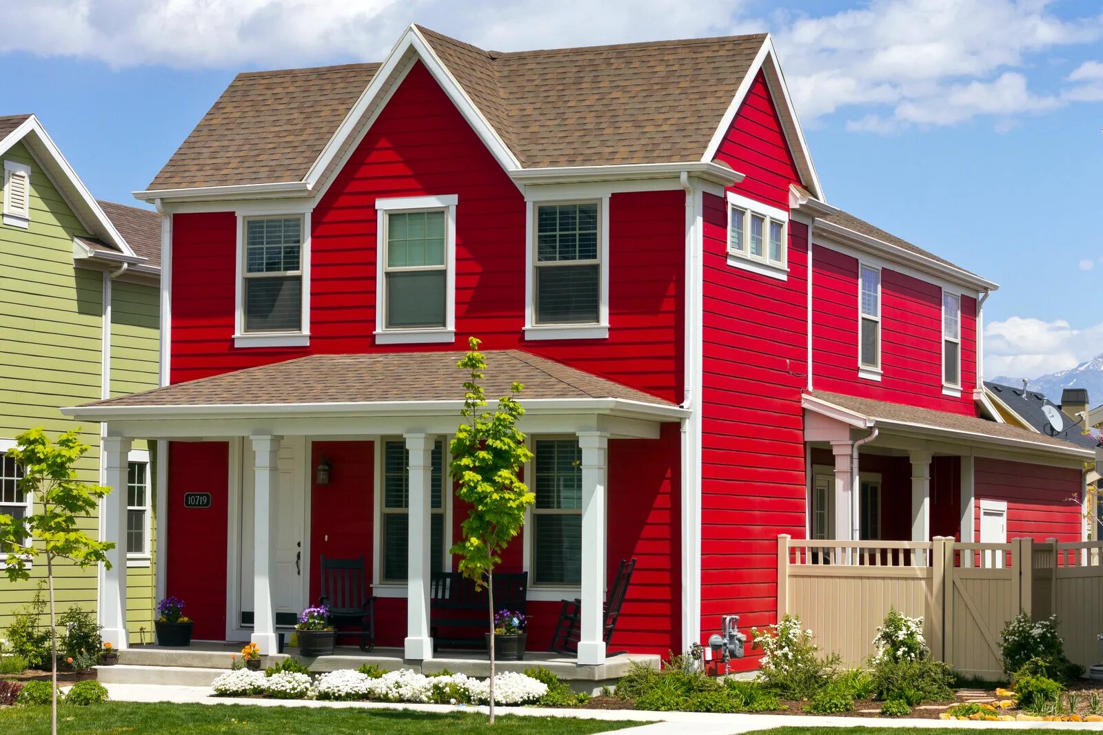 Красный дом фото с забором Red Houses Flickr
