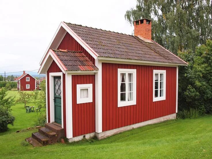Красный домик фото Swedish stuga. This would be a perfect playhouse for my daughter! Swedish houses