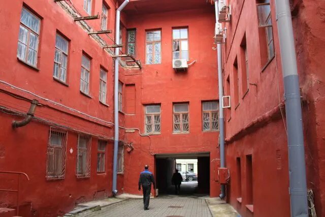Красный дворик комсомольская ул 11 фото Красный дворик в Минске