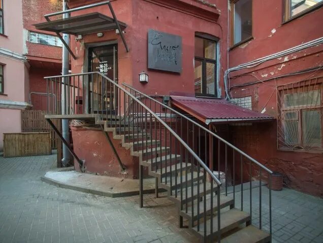Красный дворик комсомольская ул 11 фото Кафе Минска. Цены на еду в кафе. TeenAge.by