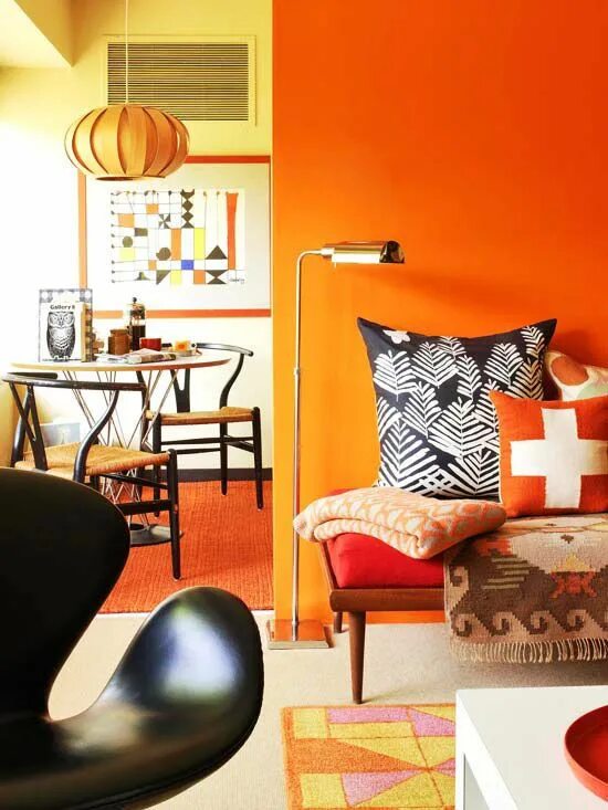 Красный и желтый цвет в интерьере 28 Warm Color Palettes for Every Room in the House Living room orange, Warm colo