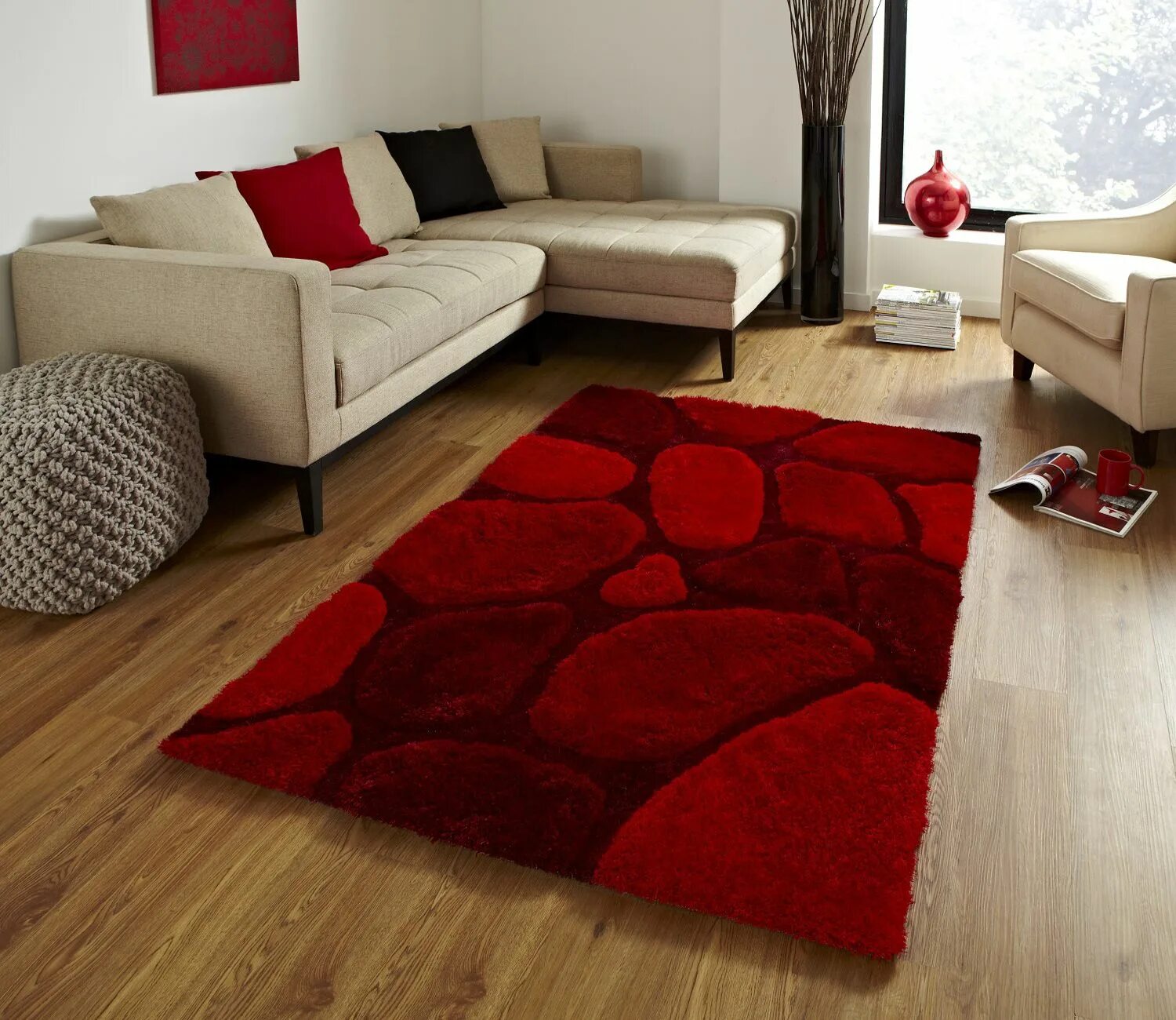 Красный ковер в современном интерьере You can dish up a totally coordinated desk whenever you need and upload charm to