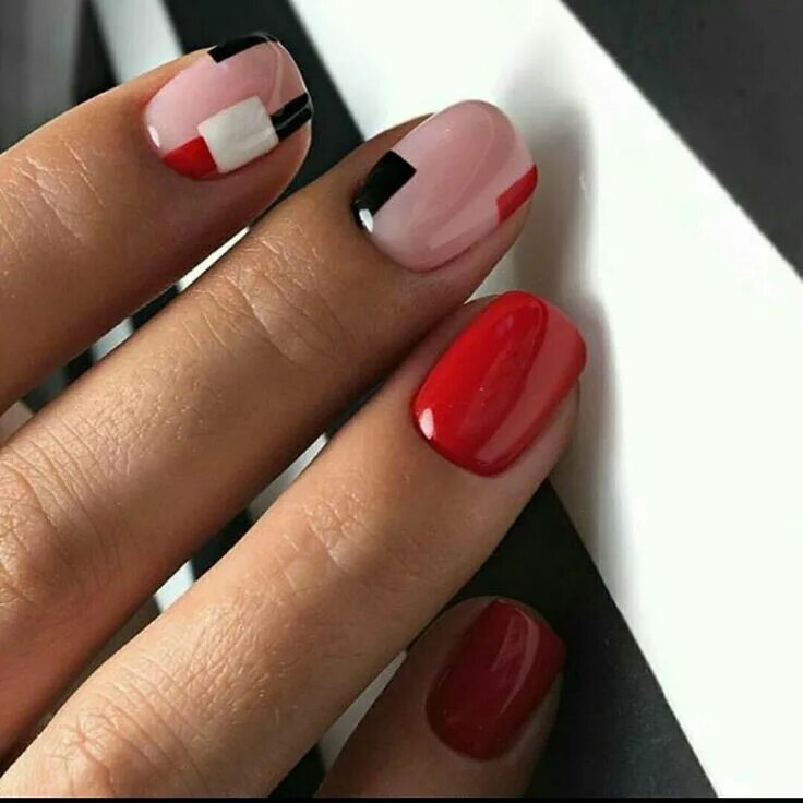 Красный квадратный маникюр Pin by Olga Lucia Mesa Sanchez on cencilla Nails, Round square nails, Manicure