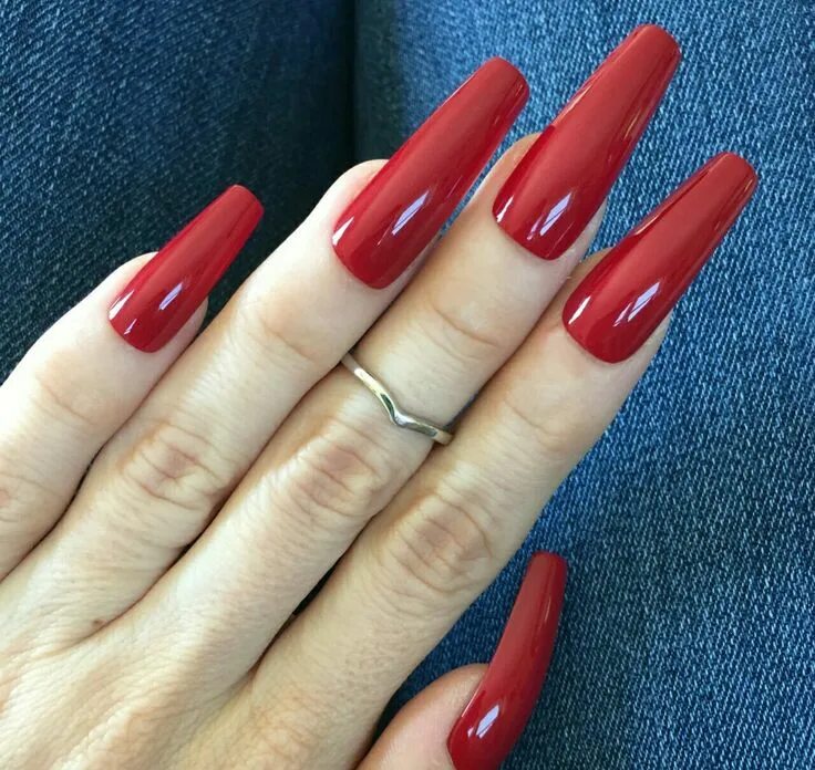 Красный квадратный маникюр на длинные ногти Nails - Nagel Long nails, Long red nails, Coffin nails designs