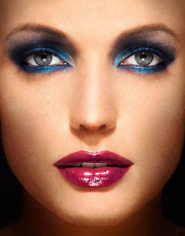 Красный макияж для голубых глаз DIOR ADDICT 943 Eye makeup, Makeup, Lip beauty