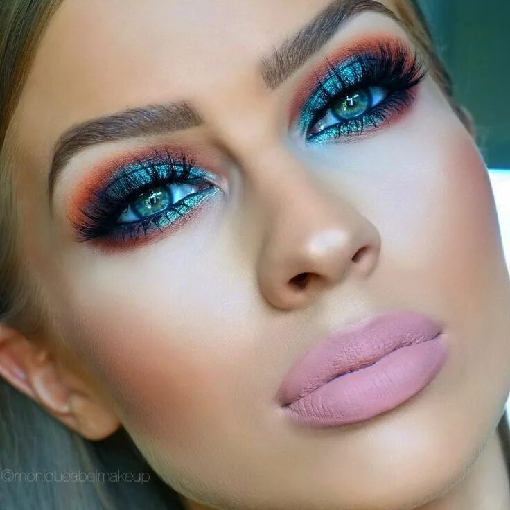 Красный макияж для голубых глаз orange eyeshadow at DuckDuckGo Makeup obsession, Makeup looks, Eye makeup