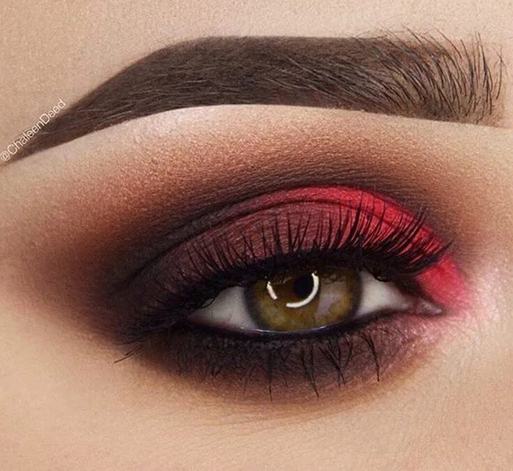 Красный макияж для карих Pin by Meredith Crouch on Make-Up Smokey eye makeup, Makeup, Eye makeup tips
