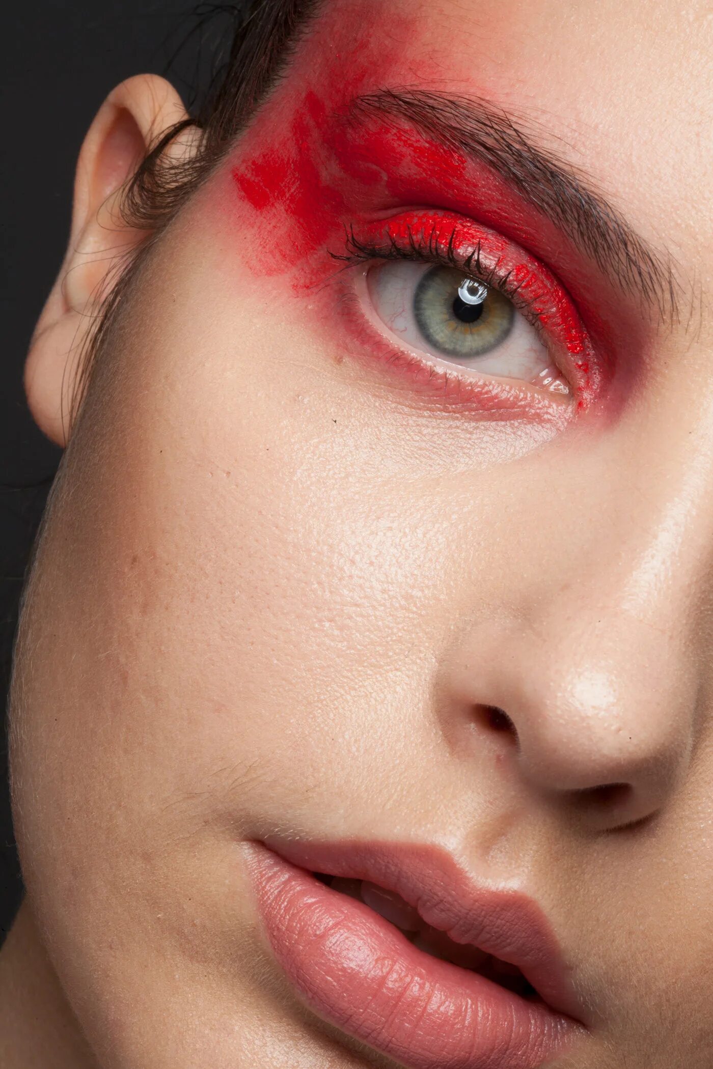 Красный макияж для серых глаз Portrait Retouching ArtWork :: Behance