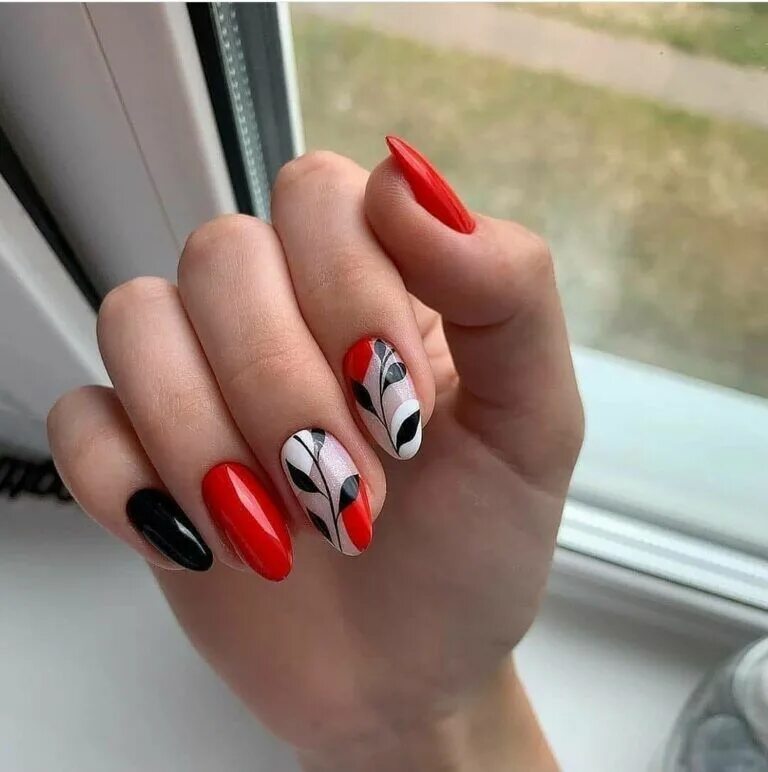Красный маникюр 2024 на длинные ногти Pin by Shannon Best on Nails Manicure, Gel nails, Nail manicure