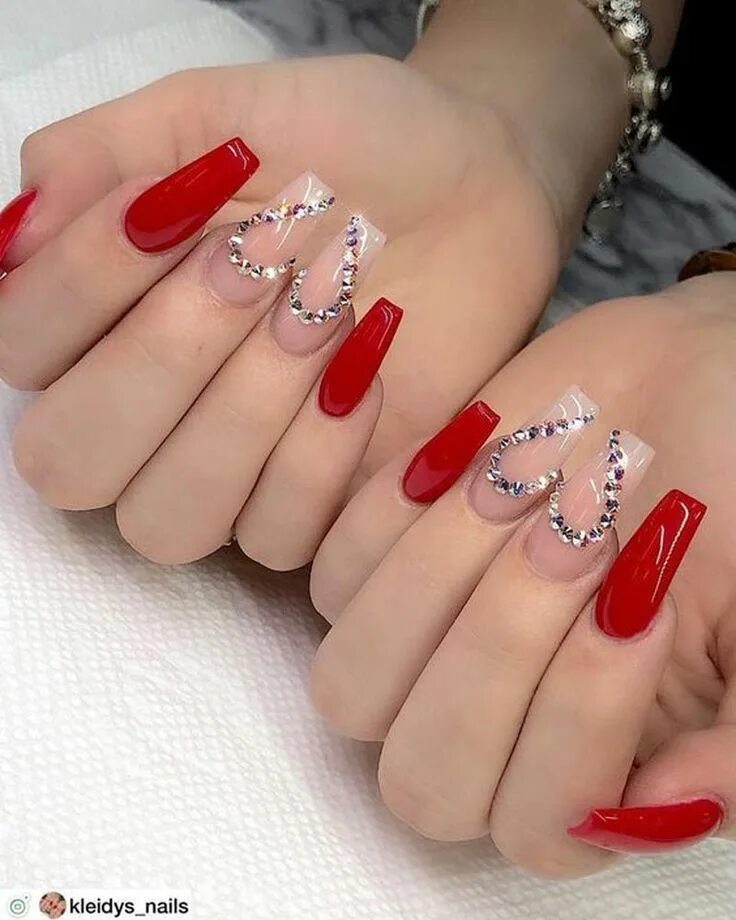 Красный маникюр 2024 на длинные ногти квадрат UNHAS VERMELHAS DECORADAS 2020 - Luiza Gomes Gel nails, Nail designs valentines,