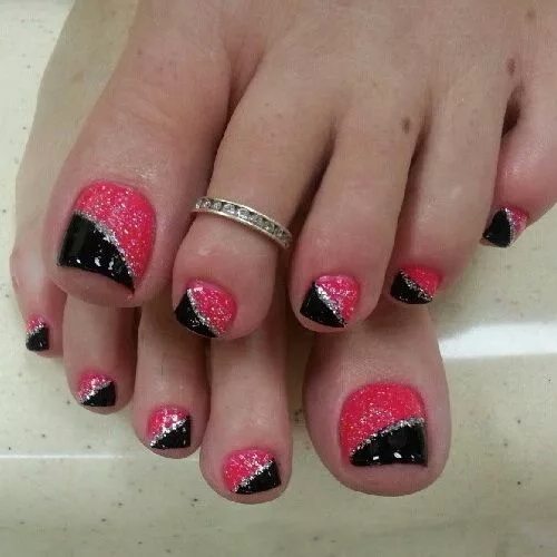 Красный маникюр черный педикюр Pink and Black Toe Nail Art Designs with Glitter Uñas cortas, Uñas de los dedos 