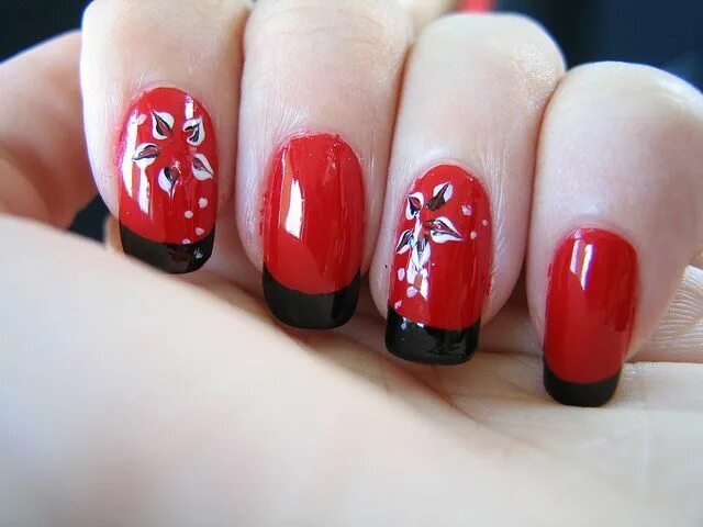 Красный маникюр для подростков 55 m2 olduğuna inanamayacağınız bir ev Nail Art Red Red nail art, Nail art, Styl