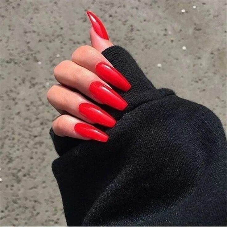Красный маникюр на длинные ногти Hottest Red Long Acrylic Coffin Nails Designs Of 2019; Red Long Acrylic Coffin N