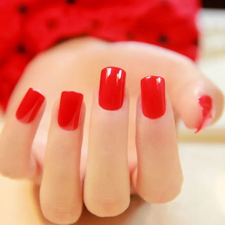 Красный маникюр на короткие ногти квадратной формы Cherry red elegant bridal show false nail,finger nail art decoration manicure ti