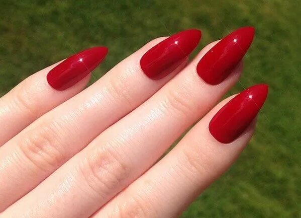 Красный маникюр на миндаль миндалевидную форму Pin by sydney mathis on NAILS in 2018 Pinterest