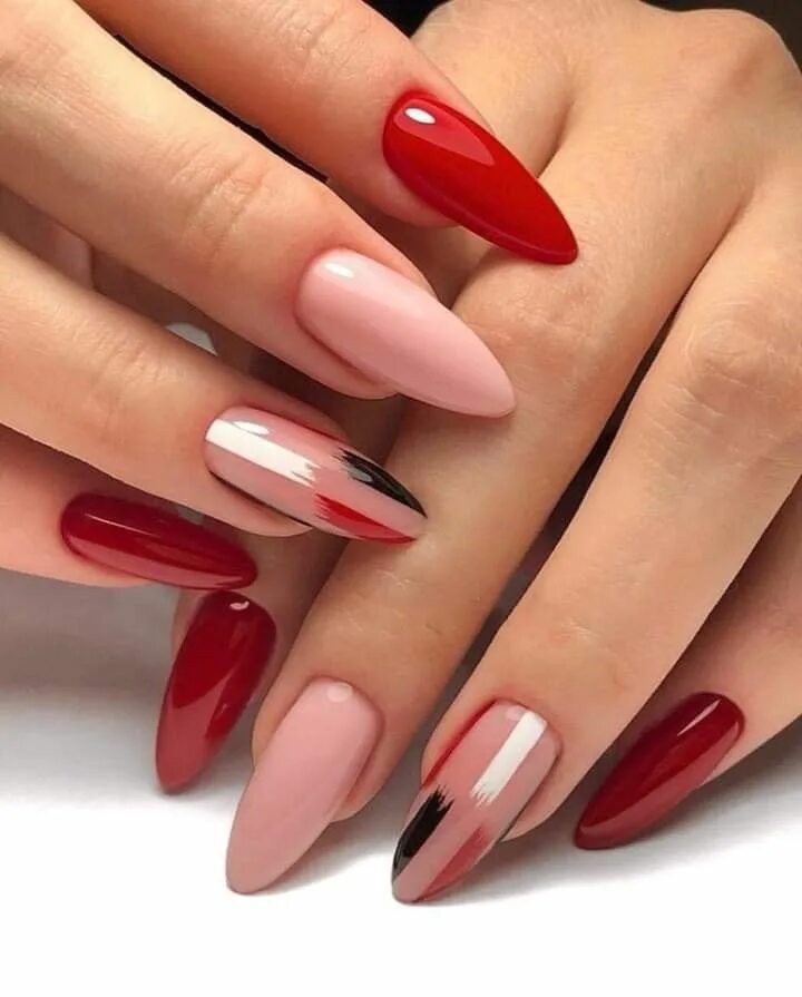 Красный маникюр на миндальные ногти 2024 Pin by MarieTa Petrova on Nails Stylish nails, Nail manicure, Nails