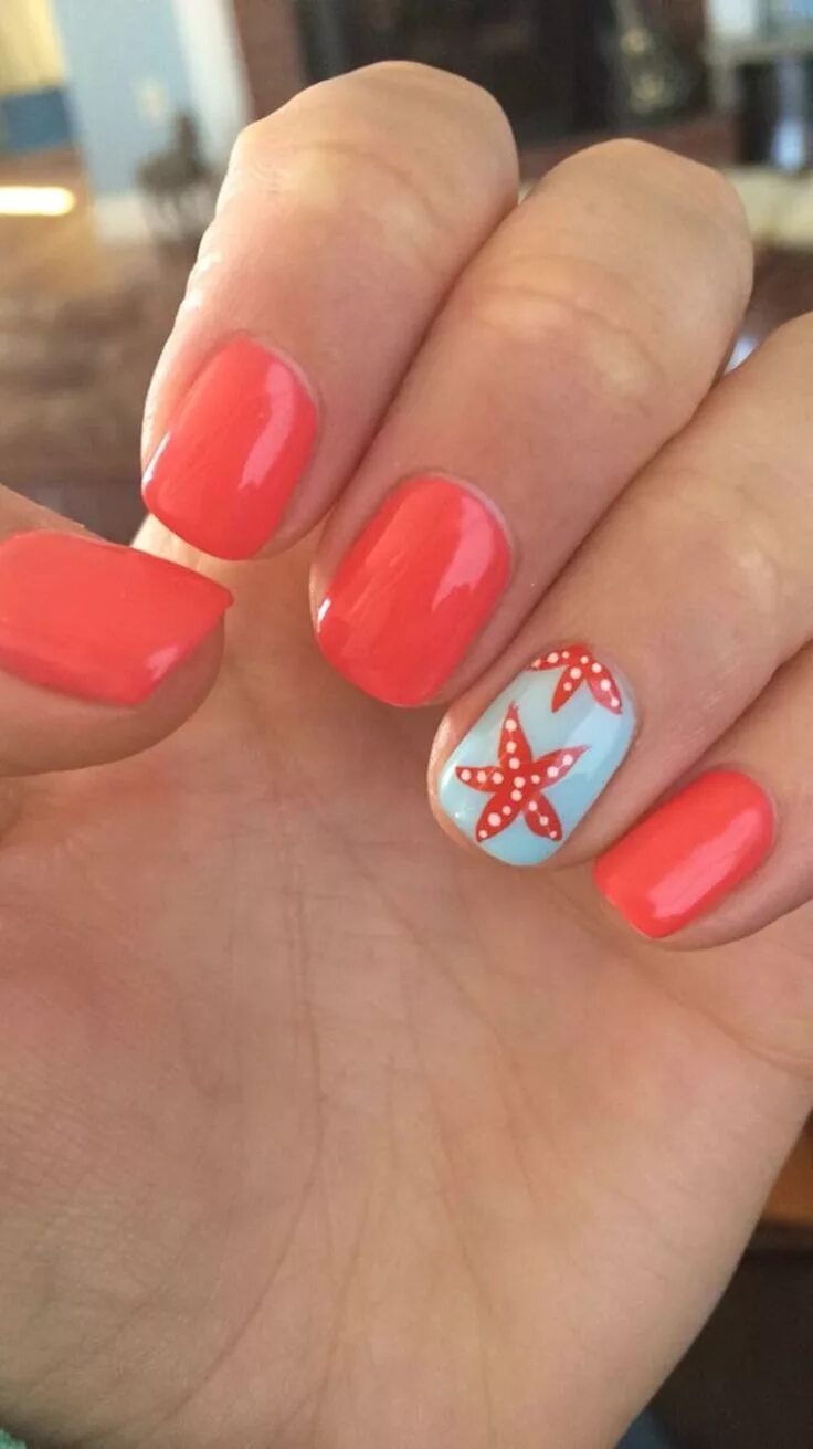 Красный маникюр на море Tendências de cores de esmaltes para o verão 2019 - Solteiras Noivas Casadas Man
