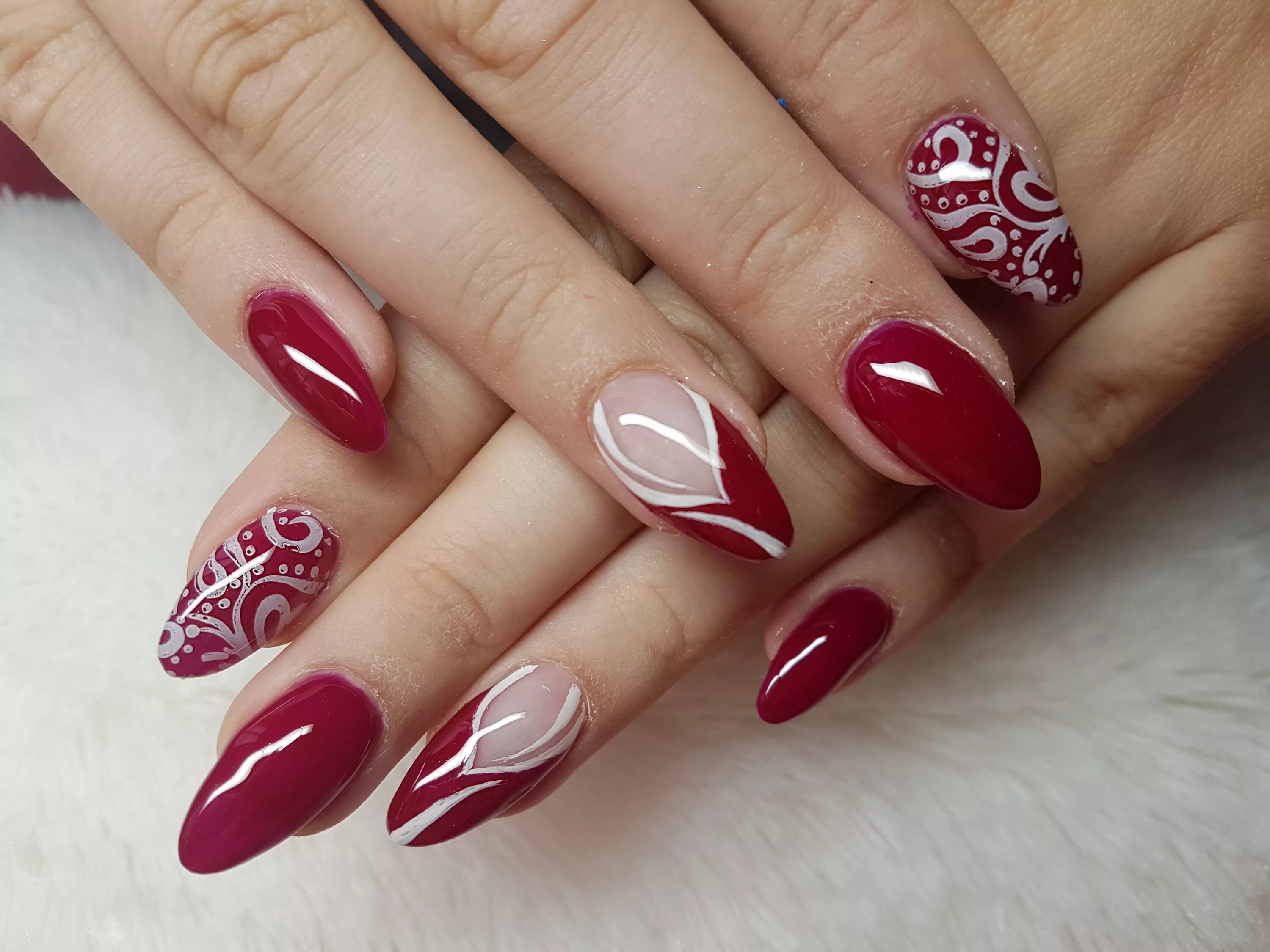 Красный маникюр на овальные ногти новинки Pin su Nail Your Personality Unghie idee, Unghie gel, Unghie