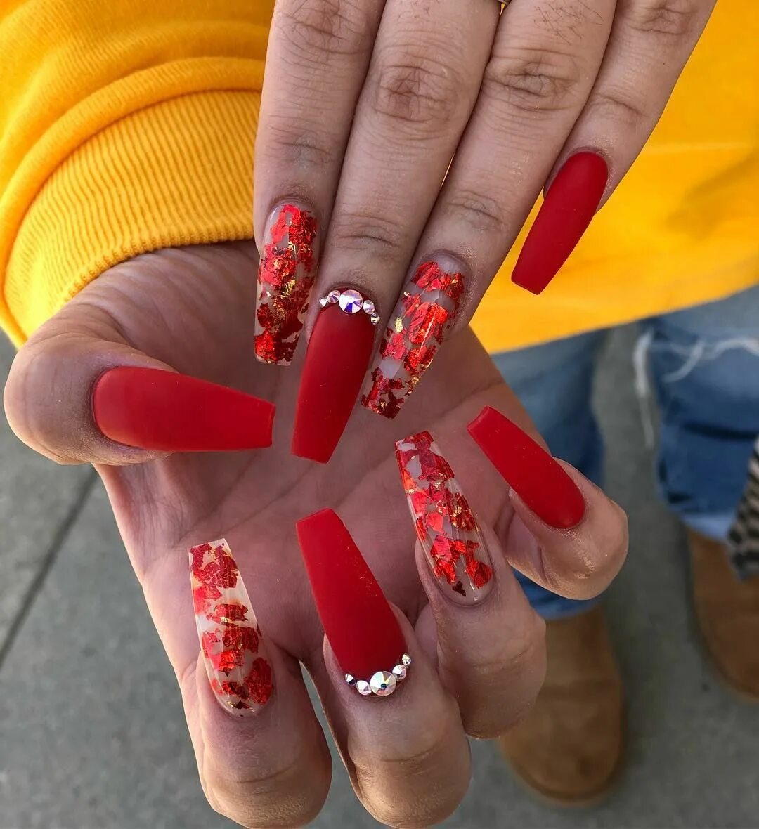 Красный маникюр наращивание Jay’s_Nails pe Instagram: "Valentines day ❤ #valentinesnails #rednails #nails #n
