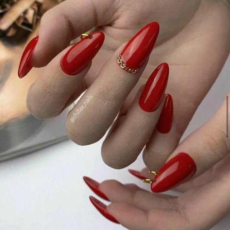 Красный маникюр октябрь 2024 Pin by Biggi on black and red Nails Red nails, Nails, Black and red