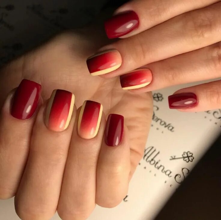 Красный маникюр омбре фото Новые тенденции маникюра-омбре осени 2017 - SmilePub Nails, Hair nails make up, 