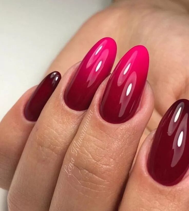 Красный маникюр омбре фото Nails Maniküre, Nägel, Fingernägel