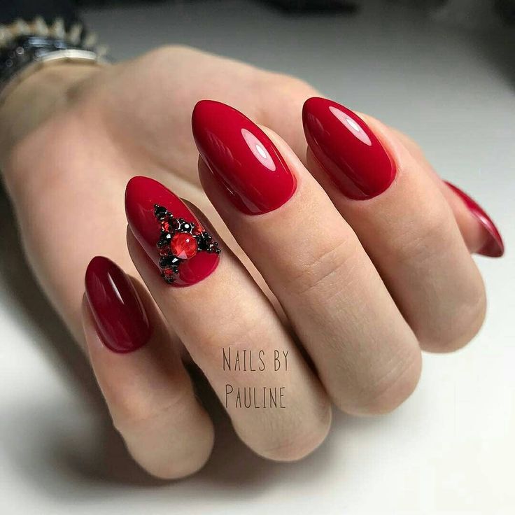 Красный маникюр отзывы Pin by Дарья on Manicure Red nails, Simple nails, Nails